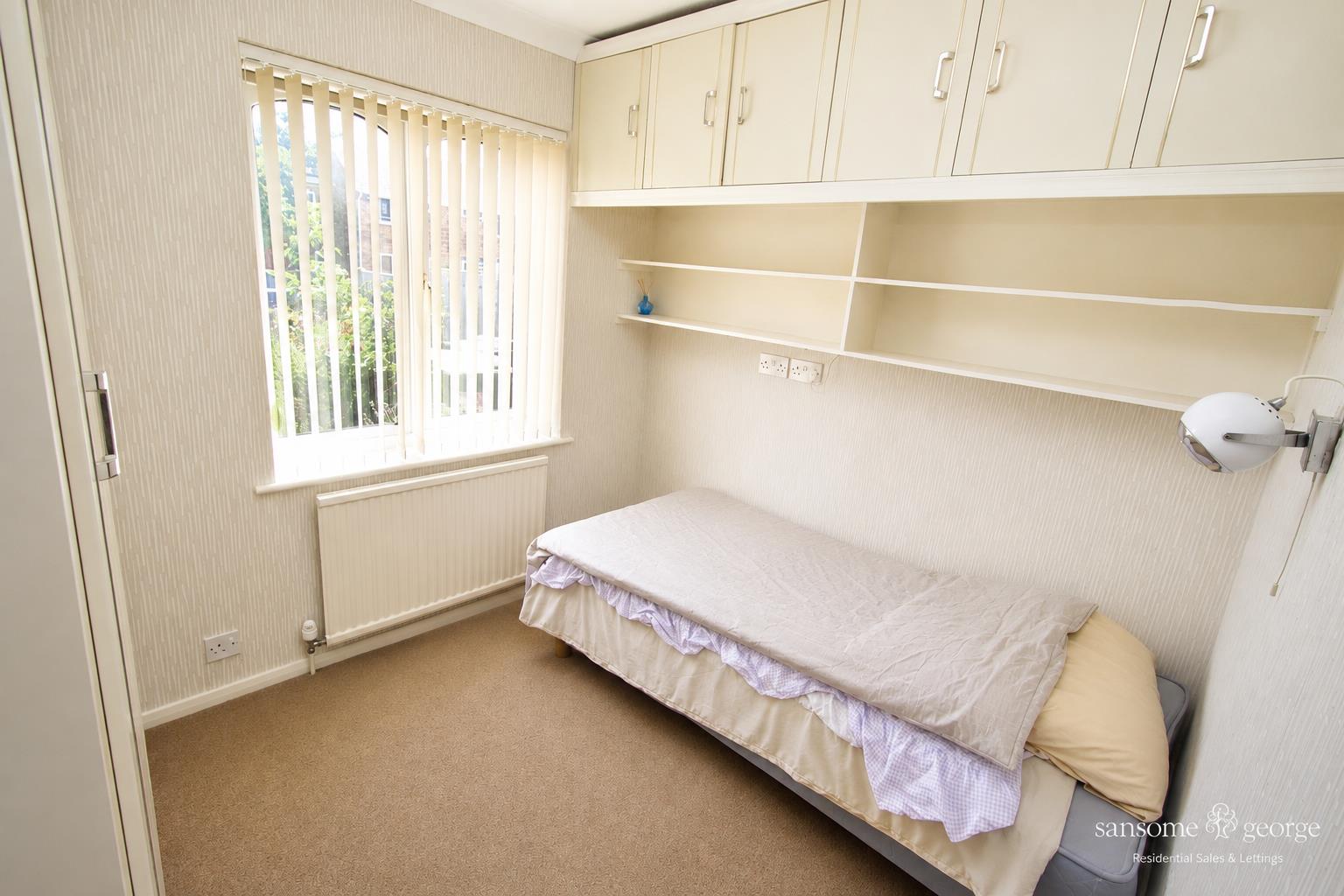 Cranmer Close, Tilehurst, Reading